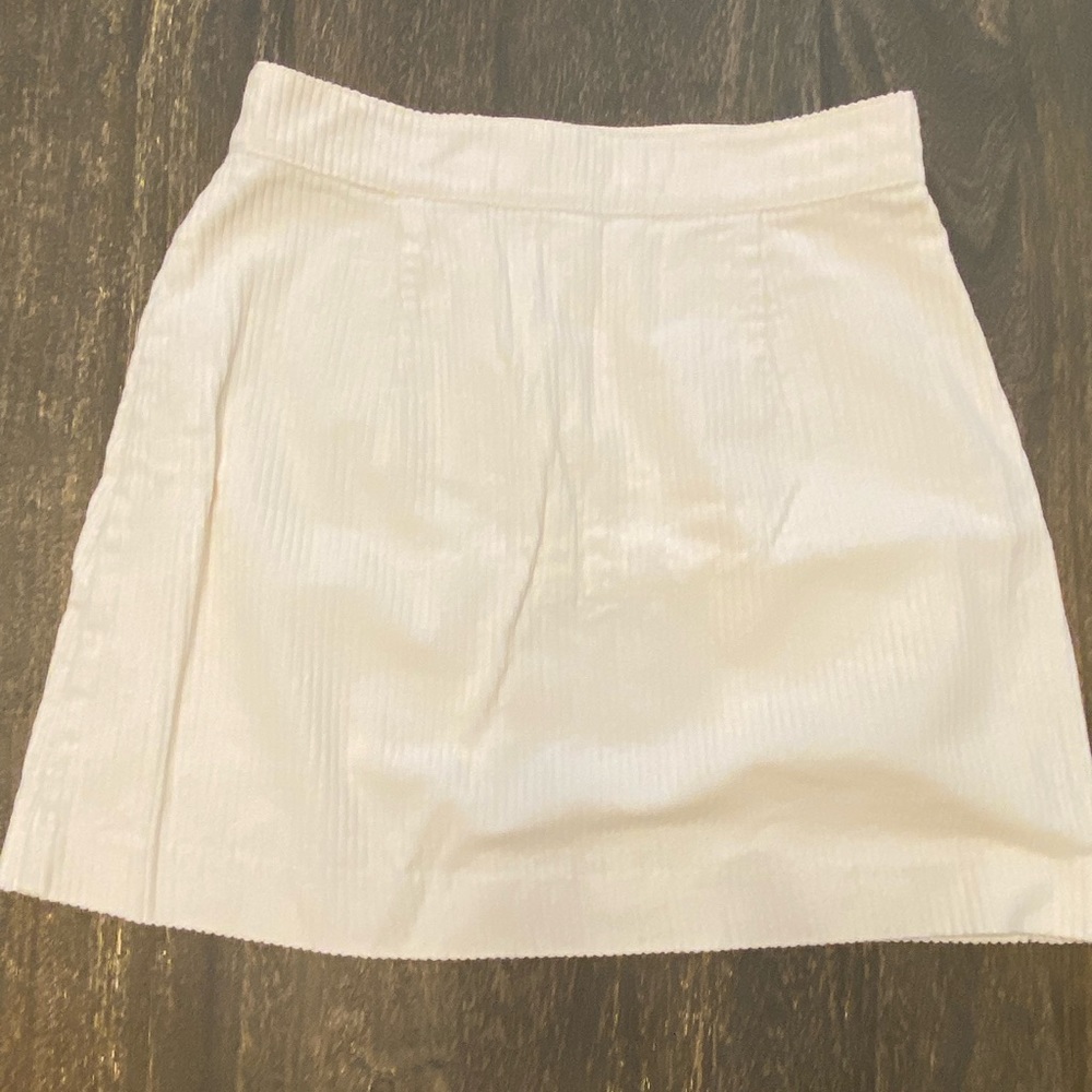 Skirts - Picture 2 of 2